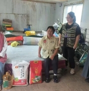 库伦旗残联温情关怀暖人心—为454户困难残疾人家庭送去慰问救助物资