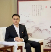劳模风采丨严茂旺：瀚海追梦 十年治沙兴旅路
