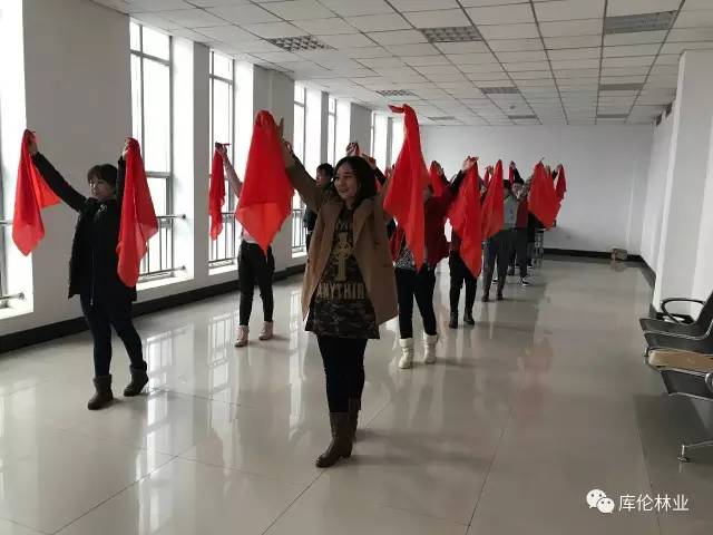 637645c19d67cd4edbccb3ff37bb5a46.jpg