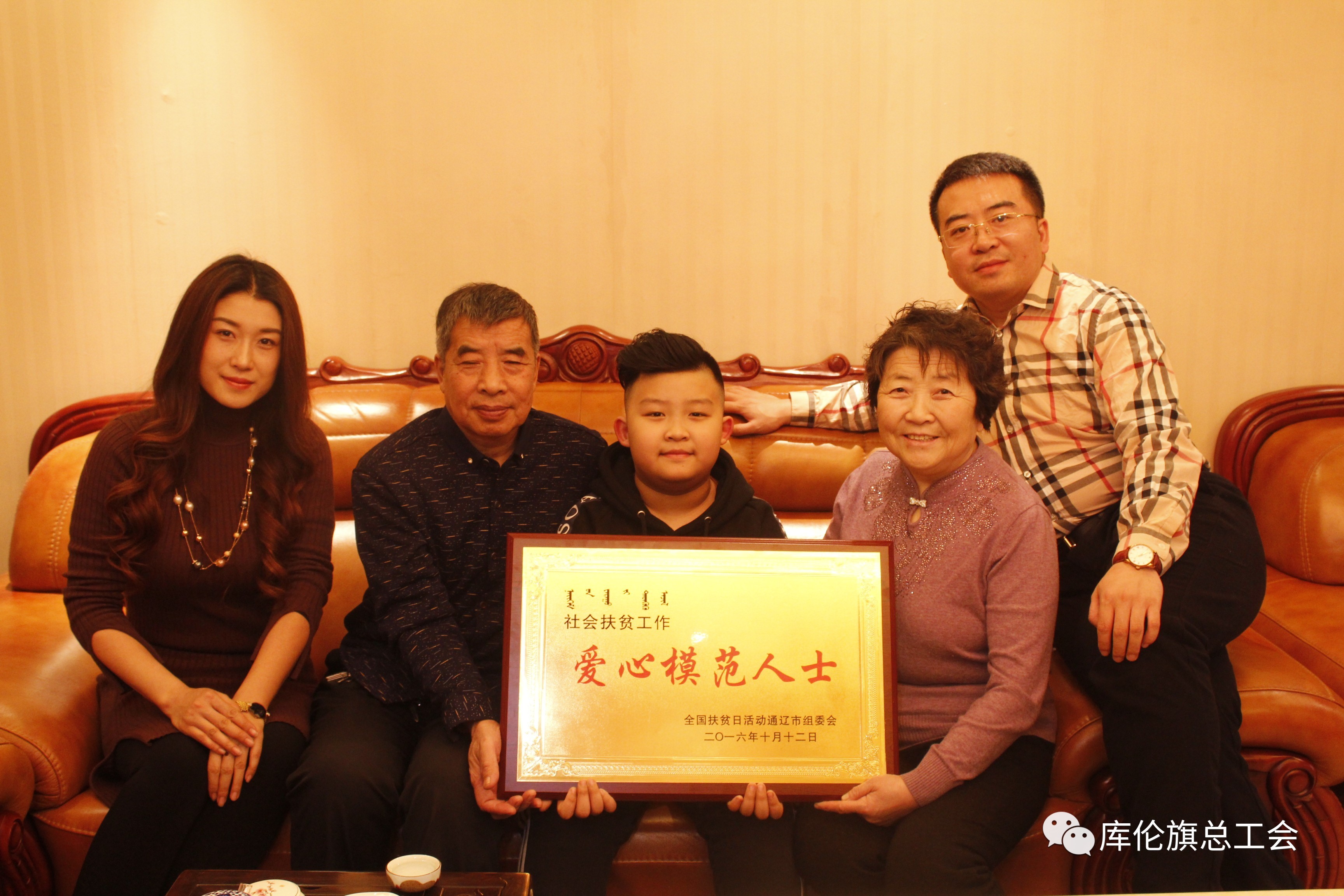41c6f4825de42dcd3854a140a9fa3a8b.jpg