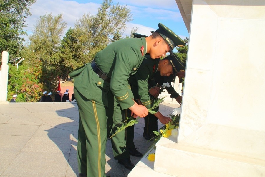 96bffa48804d719958cecf1c40861f54.jpg