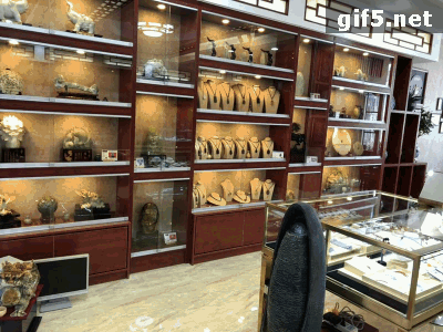105de67cc8b117a7c04b4f407bffb9a1.gif